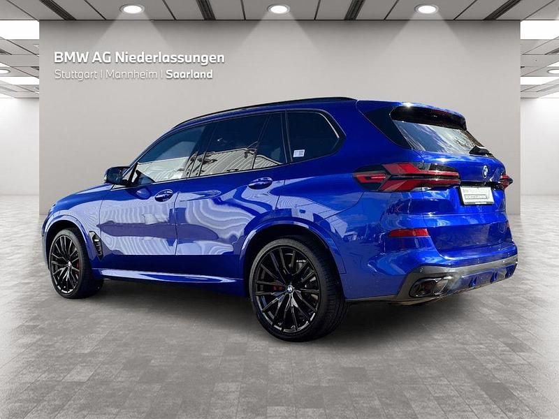 Gebraucht BMW X5 M Sport 530 PS (389 kW) 2024 Blau SUV