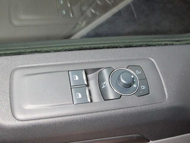 Gebraucht Ford Transit Custom Titanium 170 PS (125 kW) 2025 Agate black Van / Kleinbus