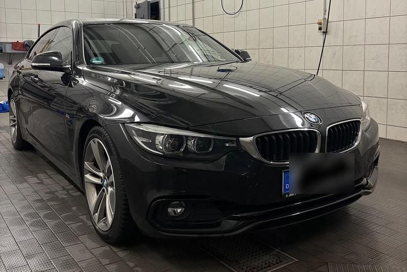 Schwarz Gebraucht 2017 BMW 420 Sport Line Coupé | 15.500 € (Superpreis) - Bild 1/4