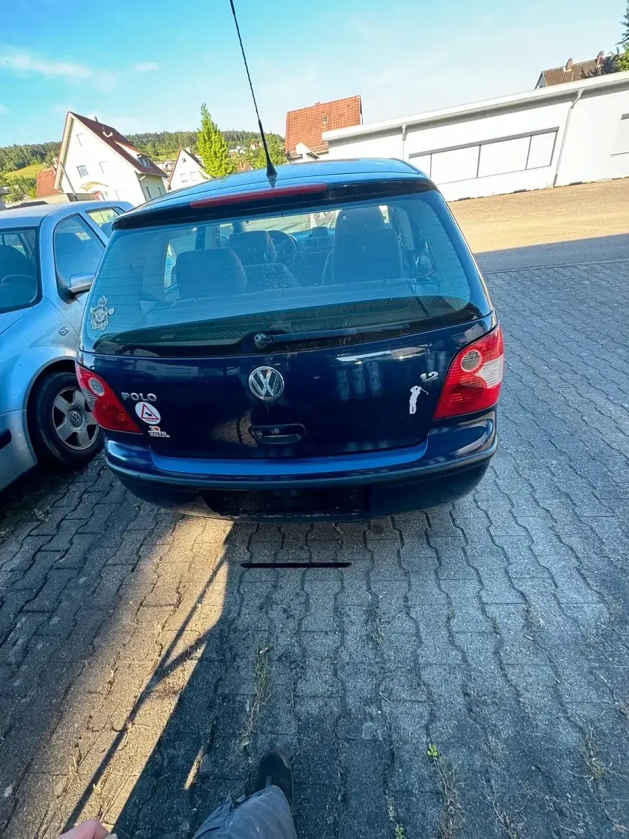 Gebraucht VW Polo 65 PS (47 kW) 2003 Blau Kleinwagen