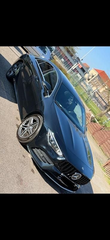 Schwarz Gebraucht 2020 Mercedes 220 AMG line Coupé | 22.000 € (Superpreis) - Bild 1/4