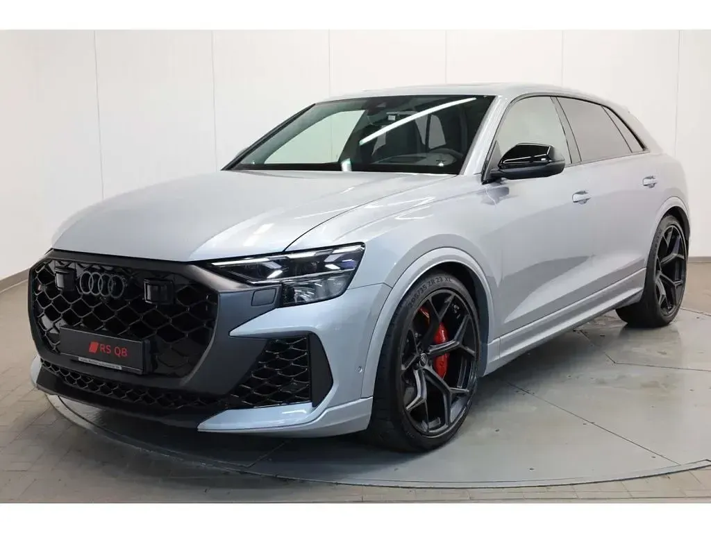 Neu Audi RS Q8 Performance 640 PS (470 kW) 2026 Silber SUV