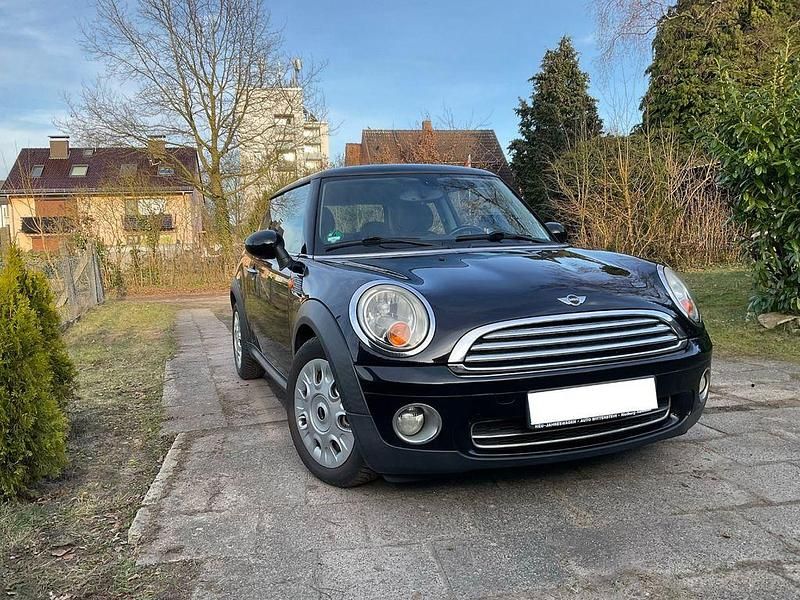 Gebraucht Mini Cooper 120 PS (88 kW) 2009 Schwarz Kleinwagen