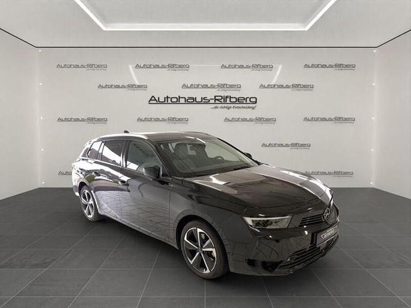 Gebraucht Opel Astra Elegance 131 PS (96 kW) 2024 Schwarz Limousine