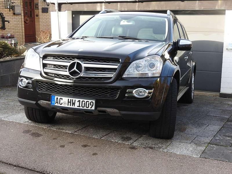 Gebraucht Mercedes GL420 306 PS (225 kW) 2009 Braun SUV