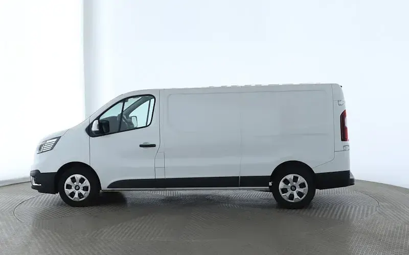 Używany Renault Megane E-Tech Iconic 160 kW (218 KM) 2023 Czarny Sedan/Limuzyna
