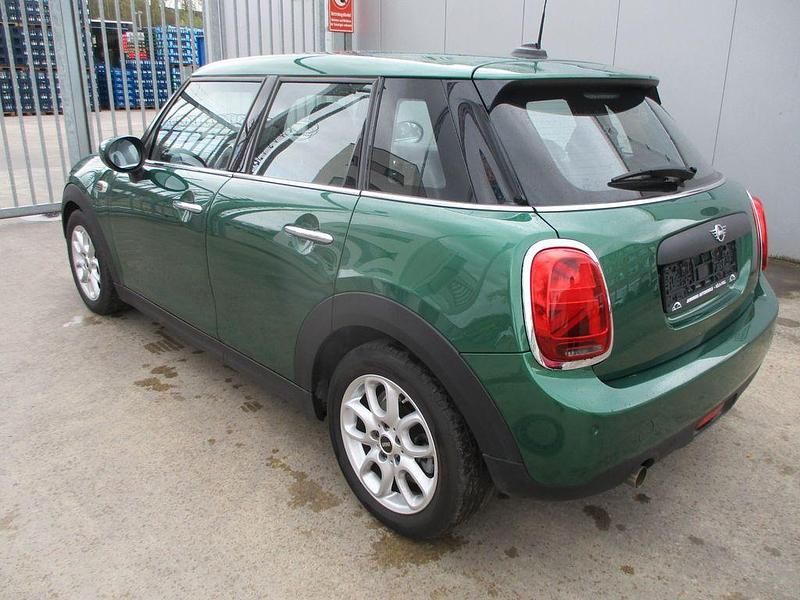 Gebraucht Mini ONE 102 PS (75 kW) 2020 Grün Kleinwagen