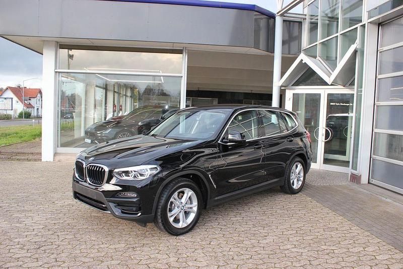 Schwarz Gebraucht 2021 BMW X3 Advantage SUV | 29.990 € (Superpreis) - Bild 1/4