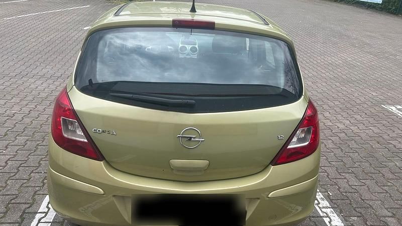 Gebraucht Opel Corsa 80 PS (58 kW) 2007 Grün Kleinwagen