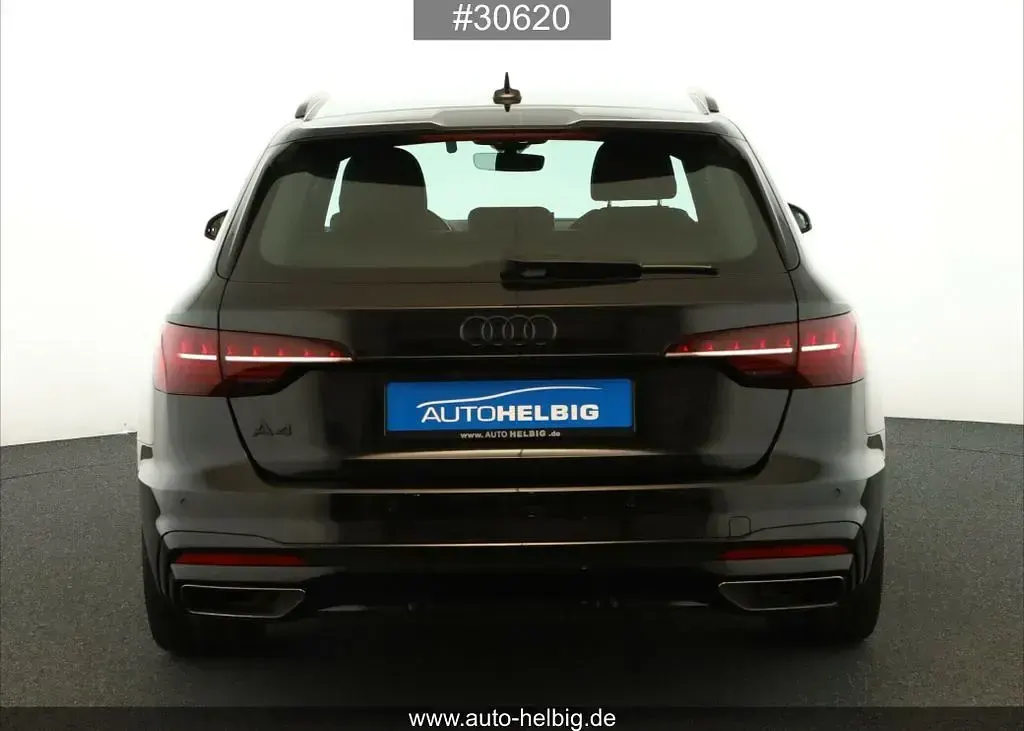 Gebraucht Audi A4 S-Line 204 PS (150 kW) 2024 Mythosschwarz metallic Kombi