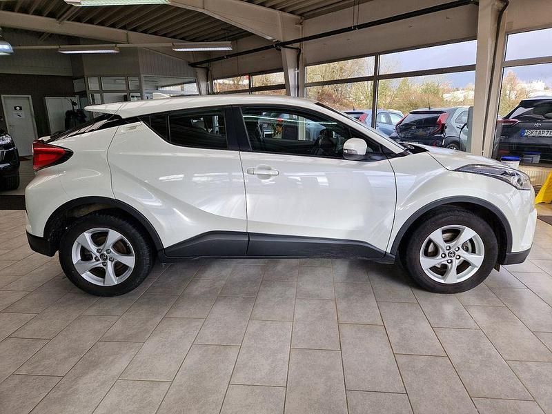 Gebraucht Toyota C-HR 116 PS (85 kW) 2017 Weiß SUV