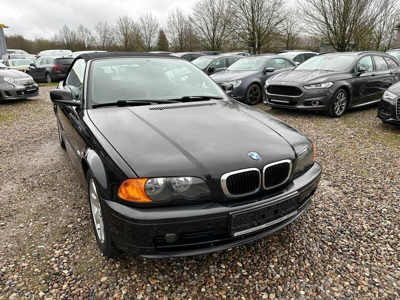 Schwarz Gebraucht 2003 BMW 318 Cabriolet Performance Cabrio | 2.900 € (Superpreis) - Bild 1/4