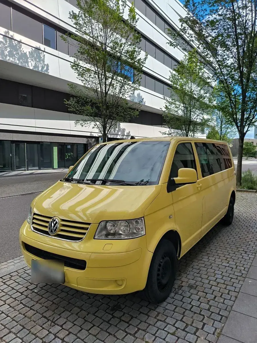 Gebraucht VW Caravelle 174 PS (127 kW) 2005 Gelb Van