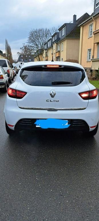 Gebraucht Renault Clio IV LIMITED 90 PS (66 kW) 2018 Weiß Kleinwagen