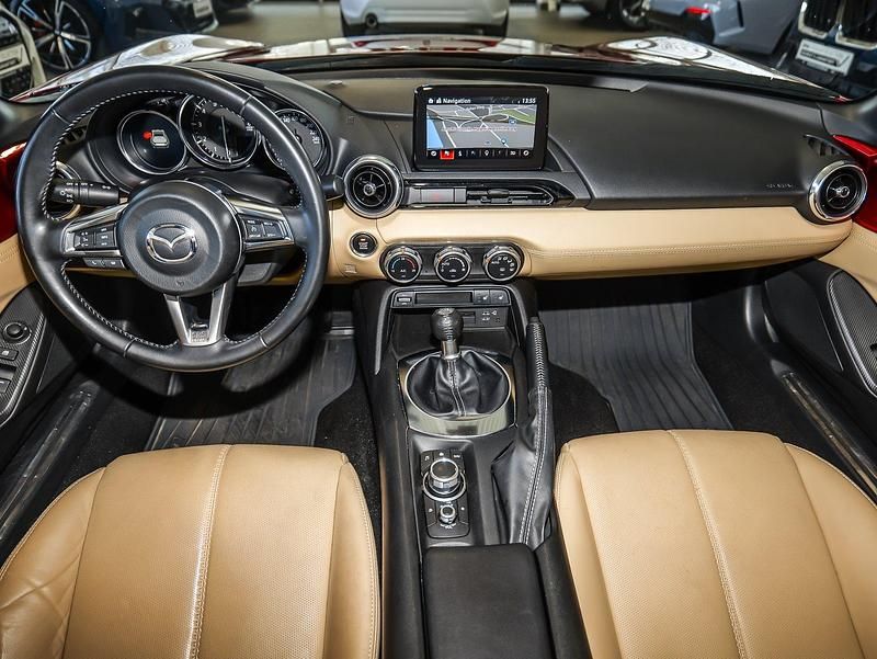 Gebraucht Mazda MX5 Selection 184 PS (135 kW) 2020 Soul red crystal Cabrio