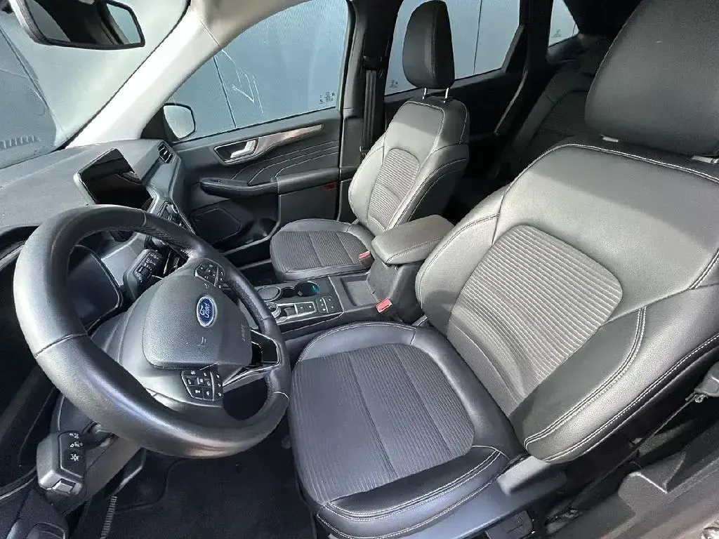 Gebraucht Ford Kuga Titanium X 152 PS (111 kW) 2024 Grau SUV
