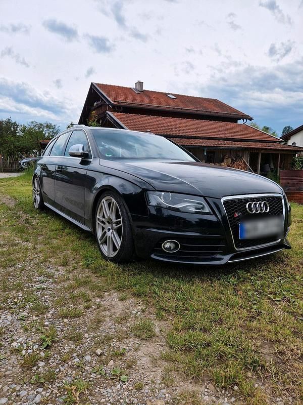 Schwarz Gebraucht 2009 Audi A4 Kombi | 13.500 € (Fairer Preis) - Bild 1/4