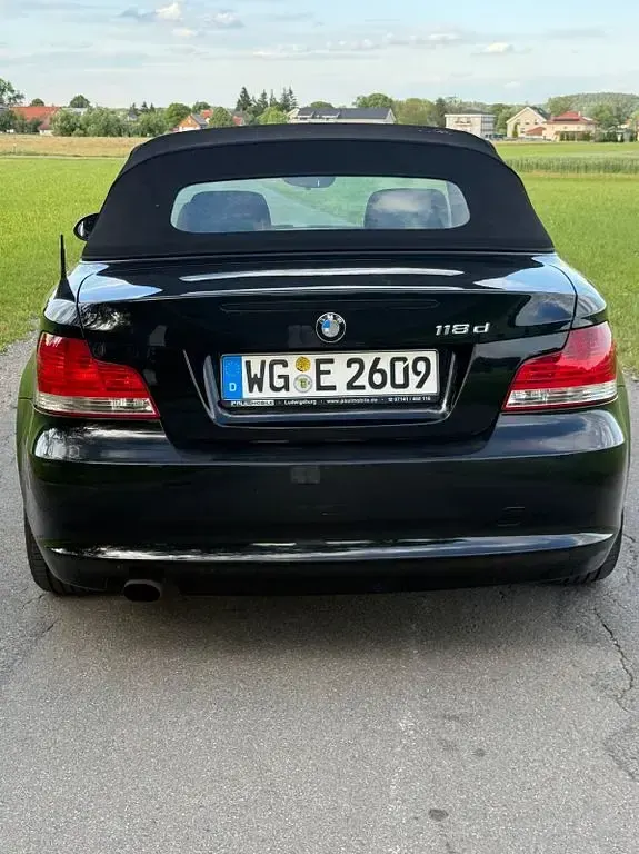Gebraucht BMW 118 Cabriolet 143 PS (105 kW) 2009 Schwarz Cabrio