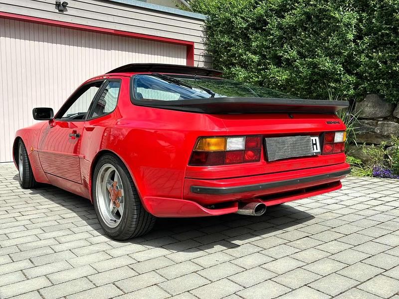 Gebraucht Porsche 944 163 PS (119 kW) 1985 Rot Coupé