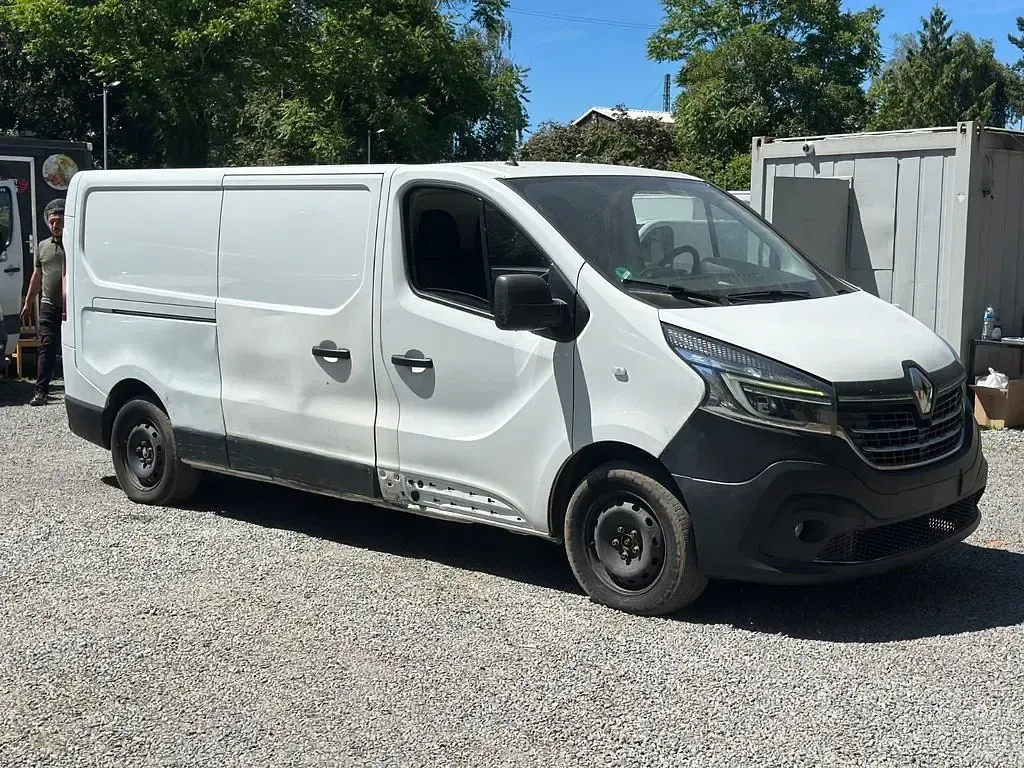 Gebraucht Renault Trafic 120 PS (88 kW) 2021 Weiß Van / Kleinbus