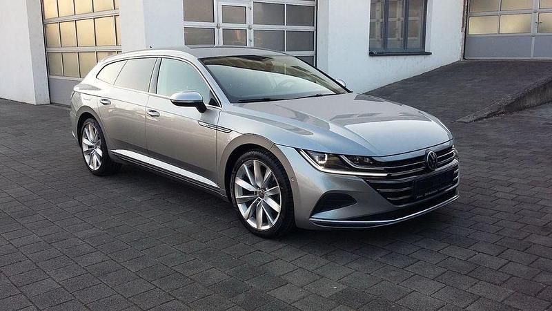 Silber Gebraucht 2020 VW Arteon Elegance Limousine | 21.900 € (Fairer Preis) - Bild 1/4