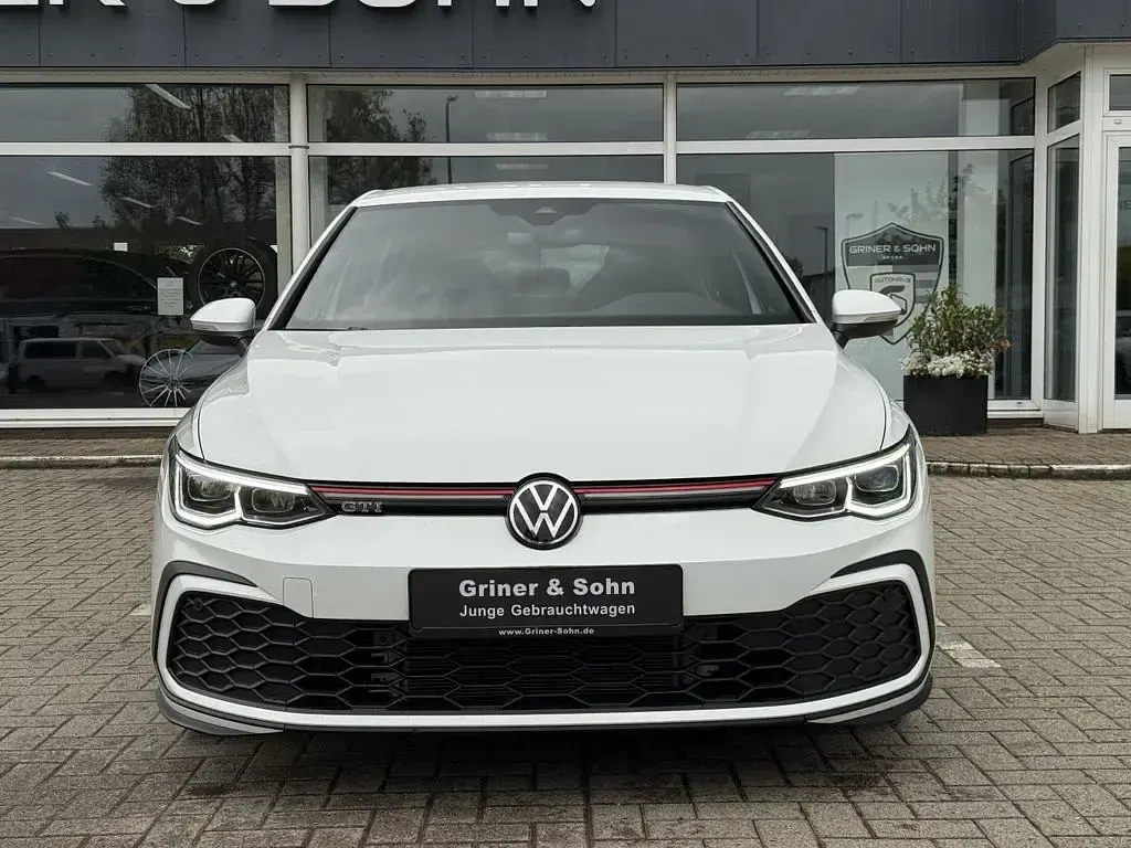 Occasion VW Golf VIII GTI 245 ch (180 kW) 2022 Blanc Berline