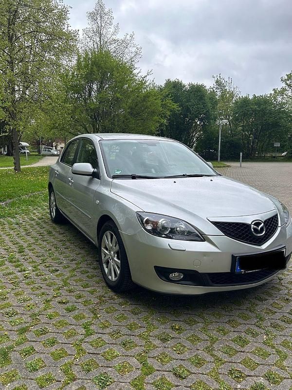 Second-hand Mazda 3 105 CP (77 kW) 2008 Argintiu Berlinǎ
