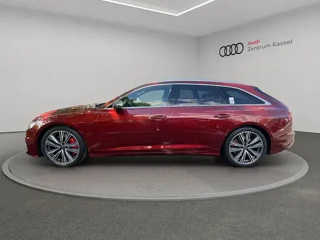 Gebraucht Audi S6 Basis 344 PS (253 kW) 2025 Grenadinerot metallic Kombi
