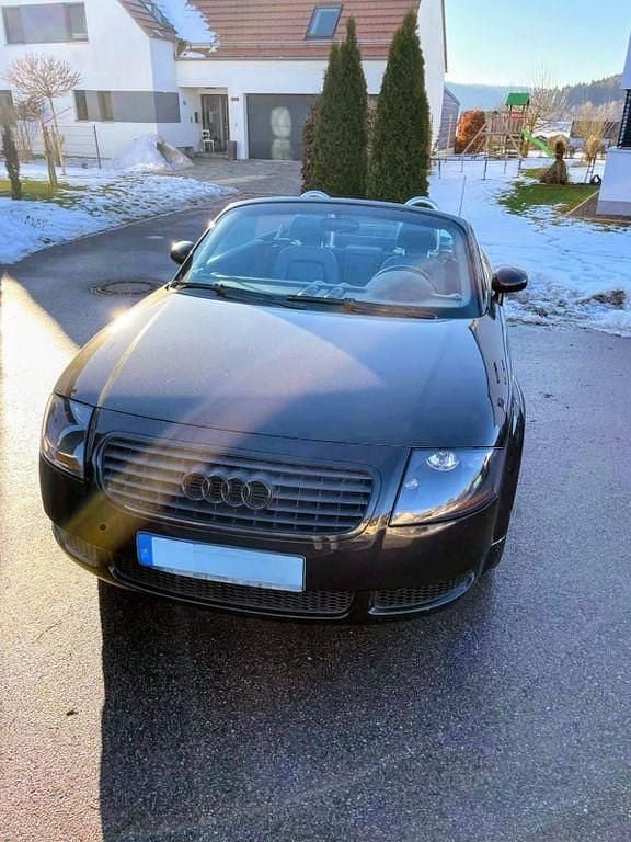 Schwarz Gebraucht 2001 Audi TT Roadster Sport Cabrio | 4.200 € (Guter Preis) - Bild 1/4