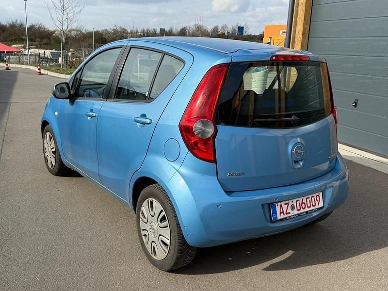 Gebraucht Opel Agila 65 PS (47 kW) 2009 Blau Kleinwagen
