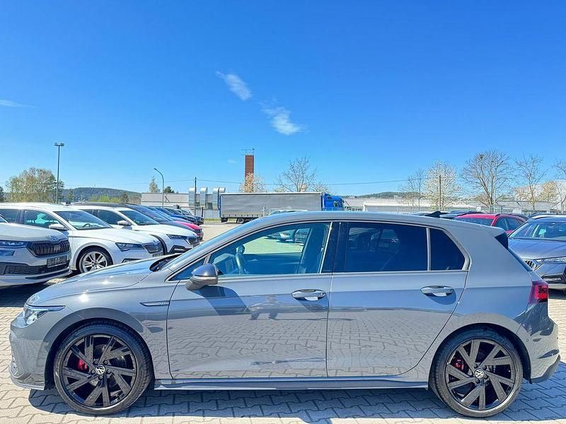 Second-hand VW Golf VIII GTD 200 CP (147 kW) 2022 Gri Berlinǎ