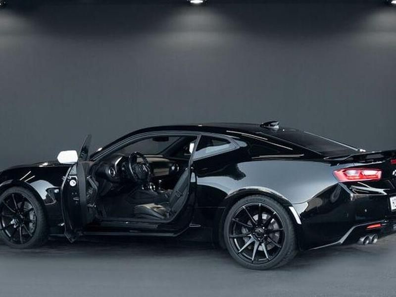 Gebraucht Chevrolet Camaro 453 PS (333 kW) 2018 Schwarz Coupé