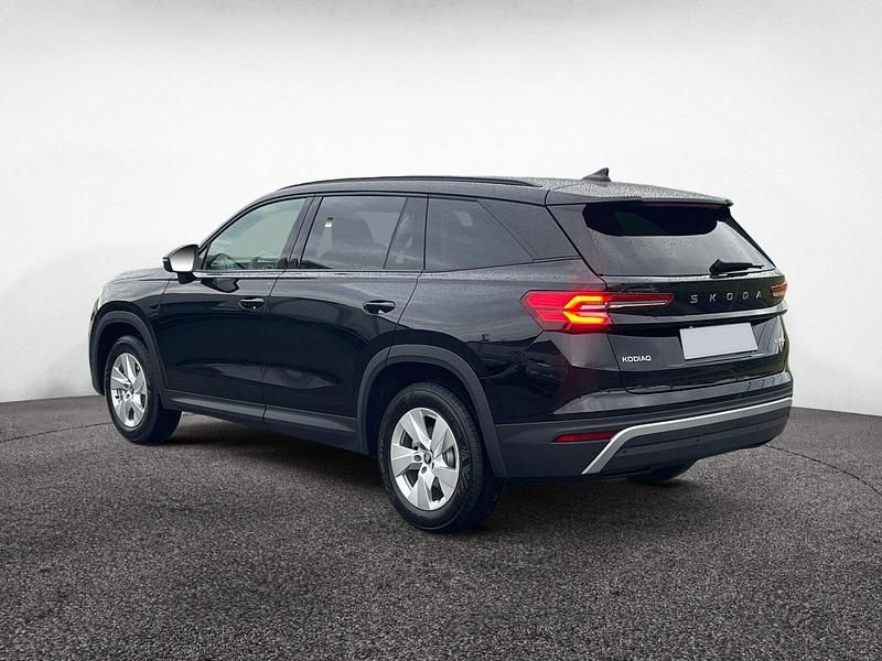 Neu Skoda Kodiaq Selection 150 PS (110 kW) 2025 Schwarzmagic perleffekt SUV