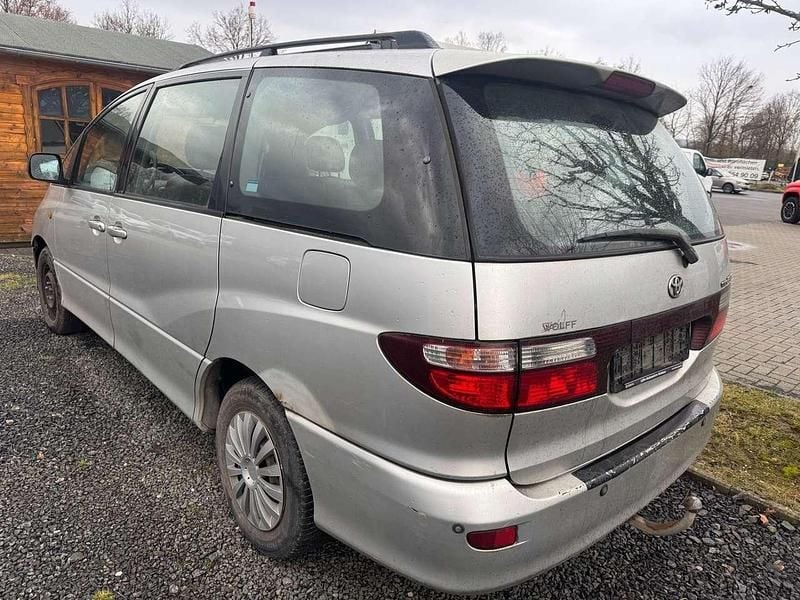 Gebraucht Toyota Previa Executive 116 PS (85 kW) 2001 Silber Van / Kleinbus