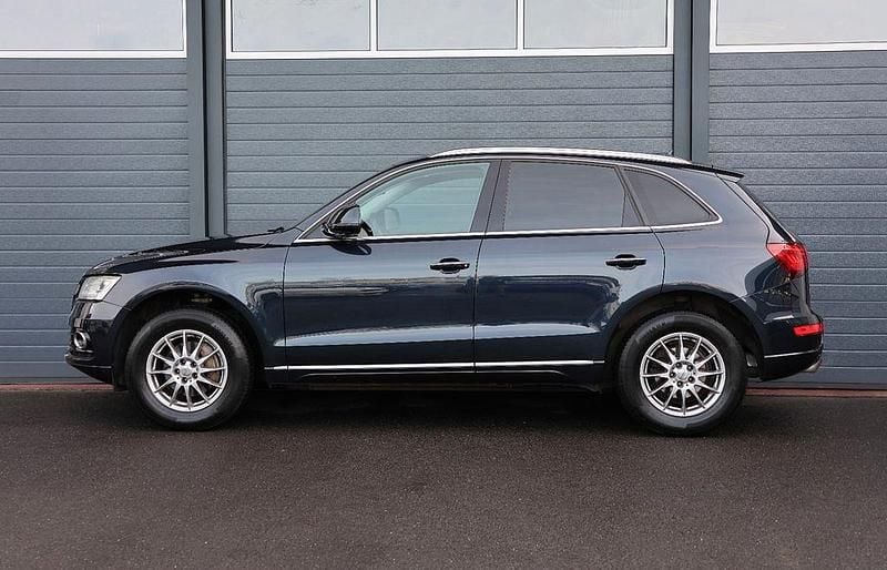 Gebraucht Audi Q5 Ambiente 220 PS (161 kW) 2016 Blau SUV