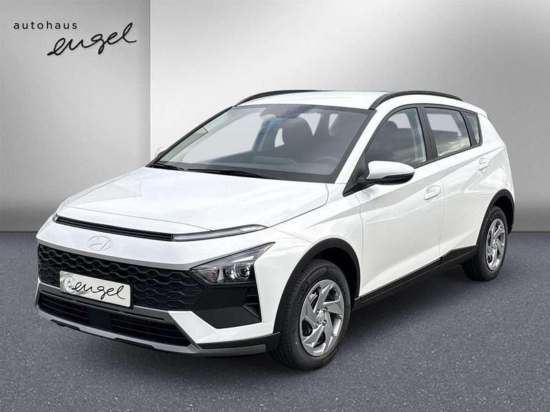 Atlas white Gebraucht 2024 Hyundai Bayon Select SUV | 17.379 € (Superpreis) - Bild 1/4