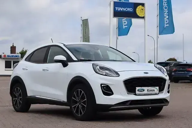 Gebraucht Ford Puma Titanium 125 PS (91 kW) 2021 Weiß SUV