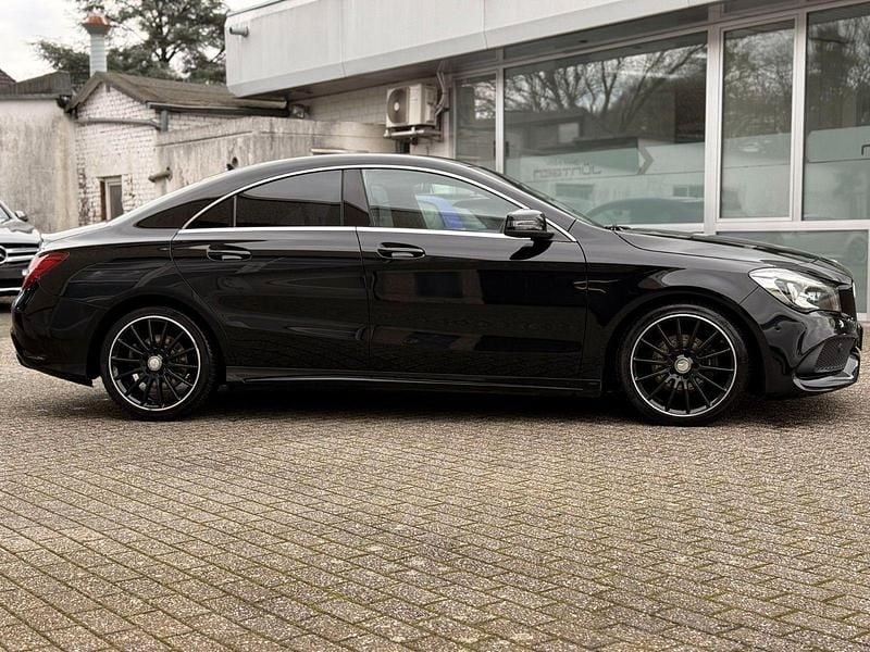Gebraucht Mercedes CLA200 AMG line 156 PS (114 kW) 2016 Schwarz Coupé