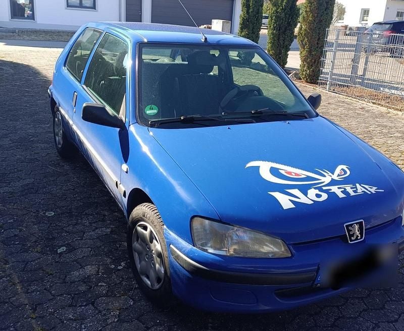 Gebraucht Peugeot 106 60 PS (44 kW) 2003 Blau Kleinwagen