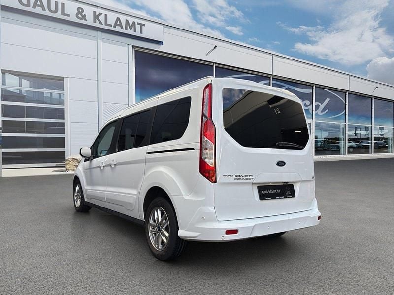 Gebraucht Ford Tourneo Titanium 120 PS (88 kW) 2021 Frostweiß Limousine