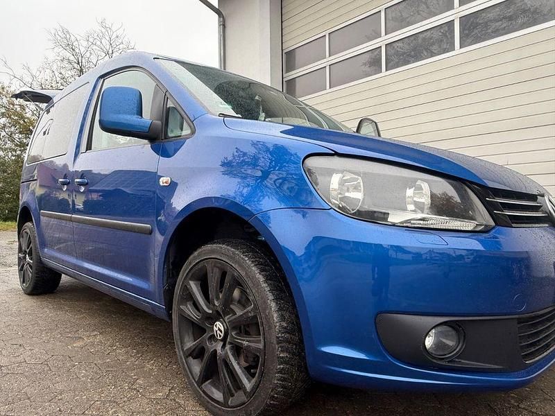 Blau Gebraucht 2011 VW Caddy Comfortline Van / Kleinbus | 6.500 € (Fairer Preis) - Bild 1/4