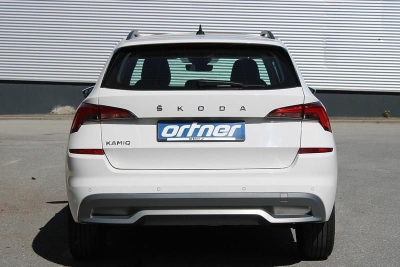 Gebraucht Skoda Kamiq Ambition 95 PS (69 kW) 2023 Weiß SUV