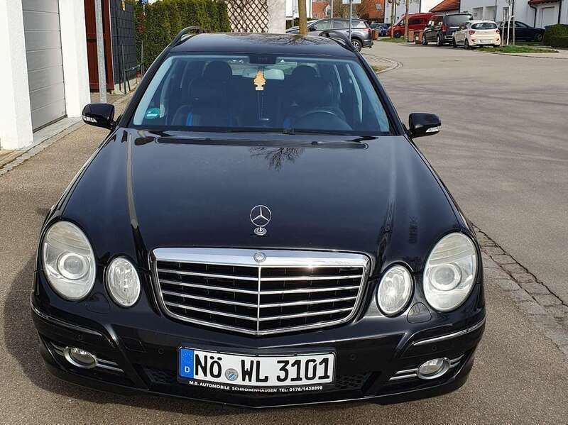 Schwarz Gebraucht 2009 Mercedes E220 Kombi | 7.500 € (Fairer Preis) - Bild 1/4