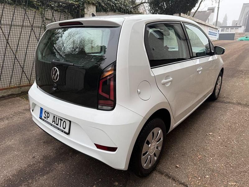 Second-hand VW up! 65 CP (47 kW) 2020 Alb Hatchback