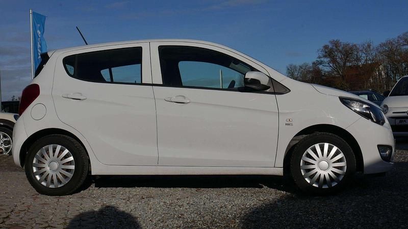 Używany Opel Karl 73 KM (53 kW) 2019 Biały Hatchback