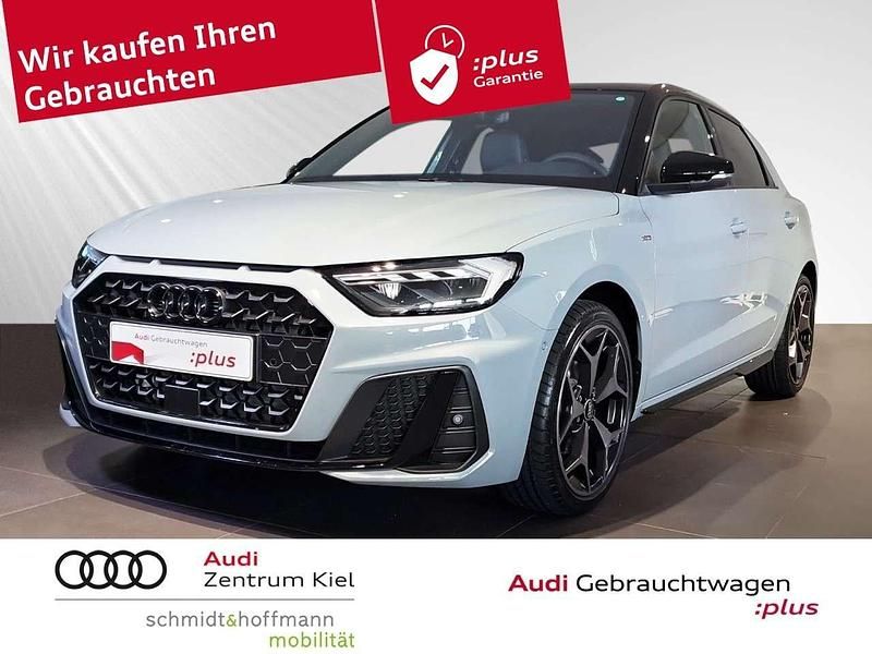 Pfeilgrau perleffekt mythossch Neu 2025 Audi A1 Sportback S-Line Kleinwagen | 37.980 € - Bild 1/4