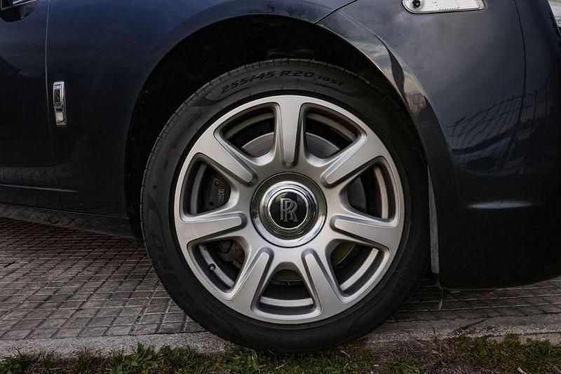 Gebraucht Rolls Royce Ghost 571 PS (419 kW) 2010 Blau Limousine