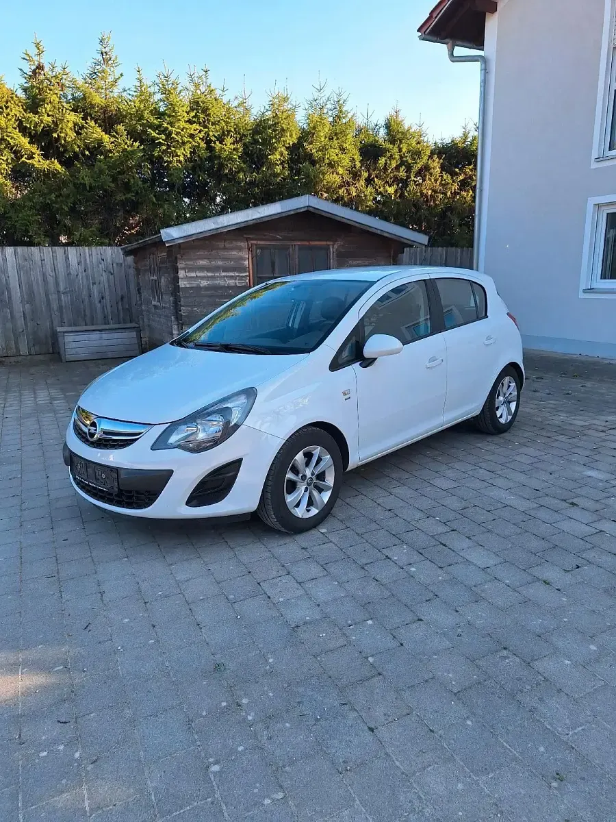 Gebraucht Opel Corsa 87 PS (63 kW) 2015 Weiß Kleinwagen