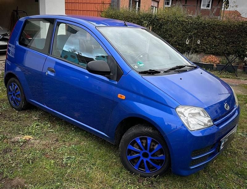Gebraucht Daihatsu Cuore 58 PS (42 kW) 2006 Blau Kleinwagen