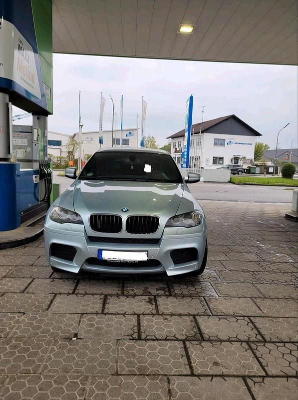 Andere farben Gebraucht 2010 BMW X6 M SUV | 21.999 € (Fairer Preis) - Bild 1/4